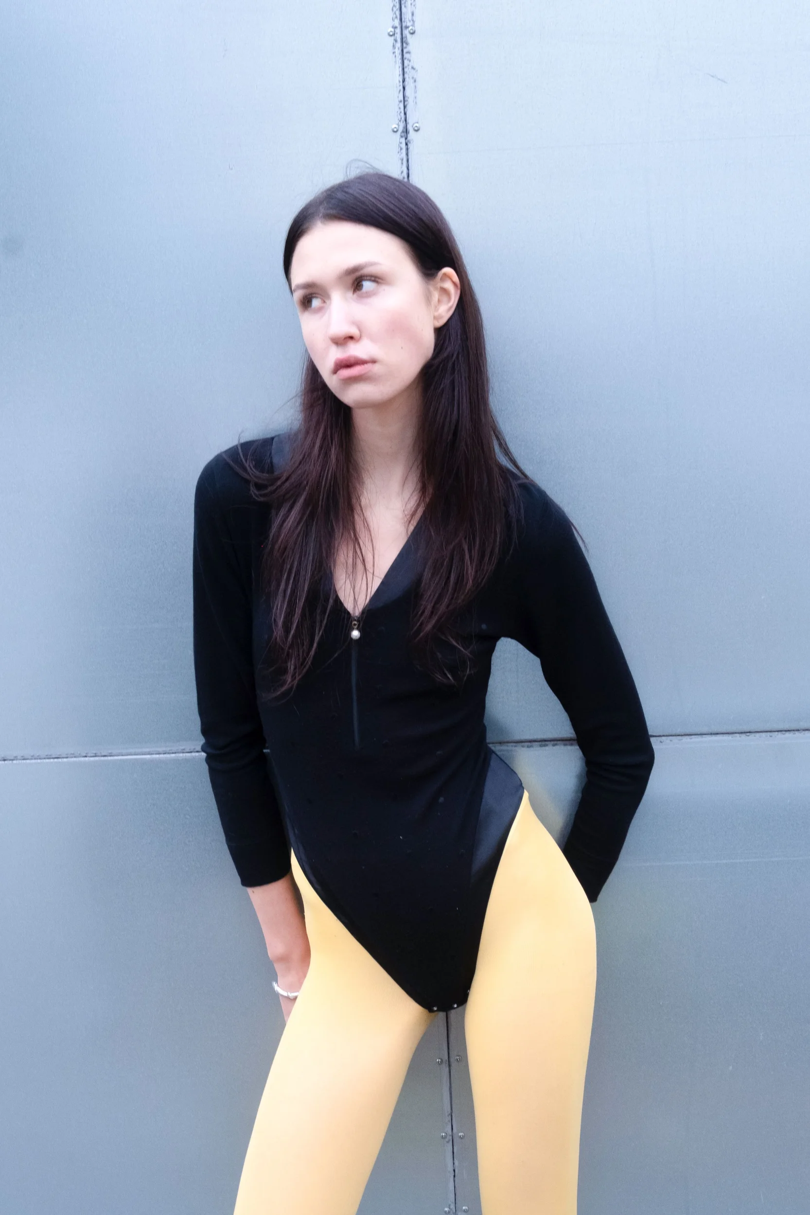 12-elina-jungel-main-book.webp