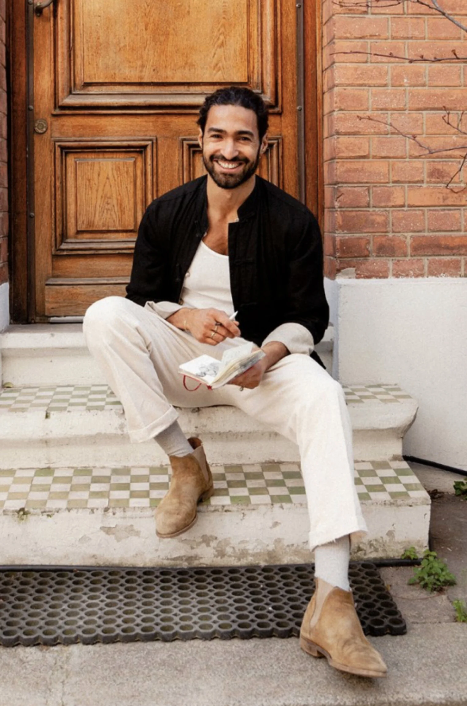 13-ahmed-hamidi-main-book.webp