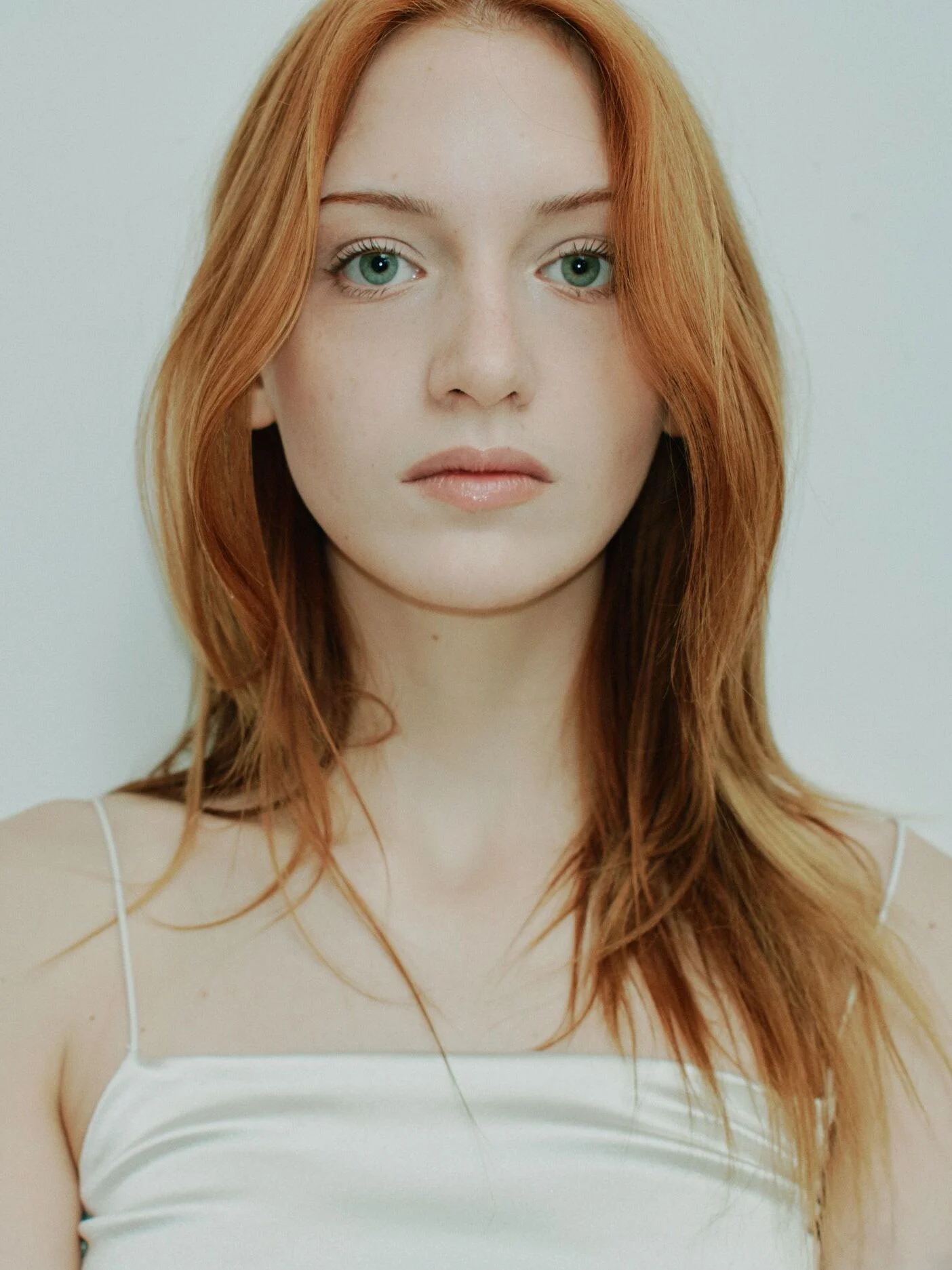 1-lisa-b-main-book.webp