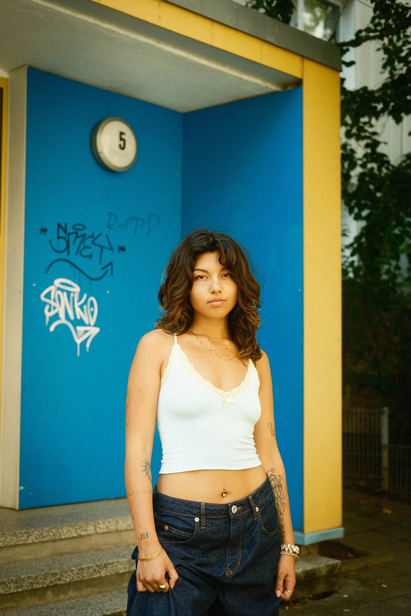 20-anelia-main-book.webp