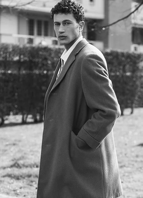 24-victor-gorincioi-main-book.webp