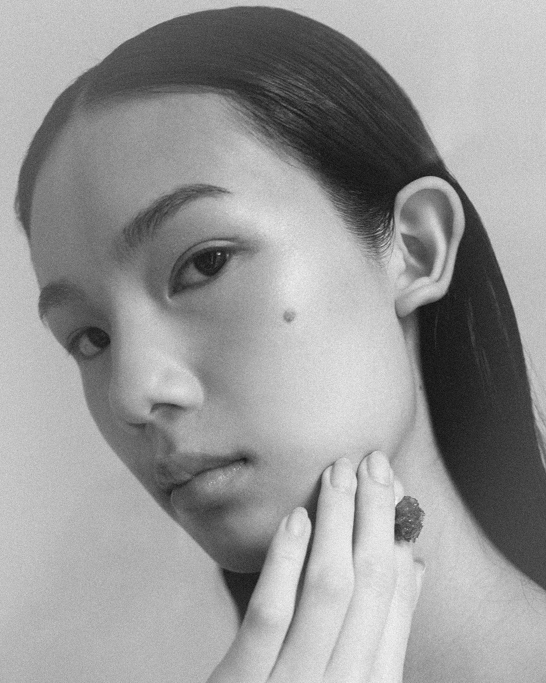 33-qianyu-yu-modelbook.webp