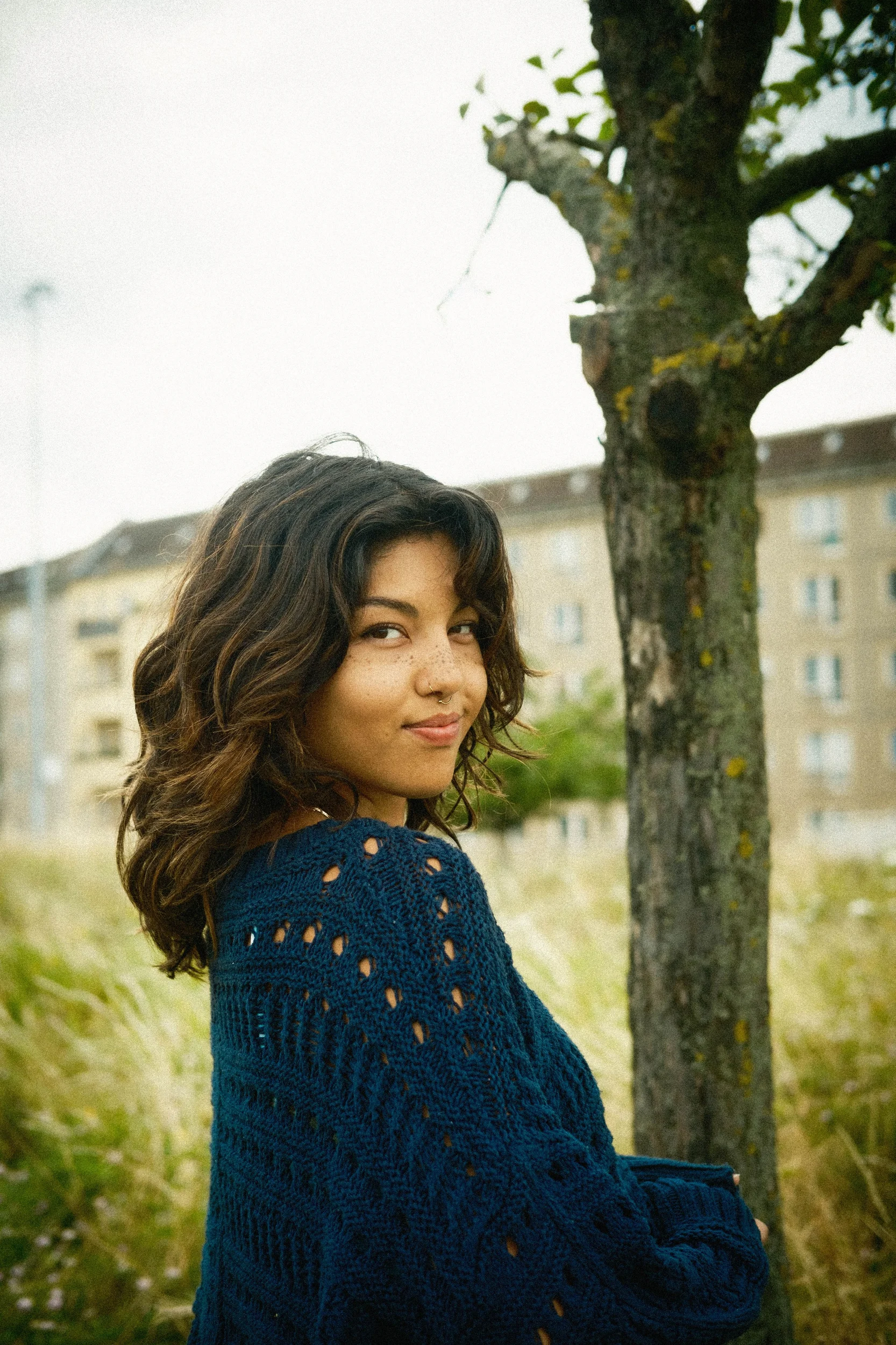 4-anelia-main-book.webp